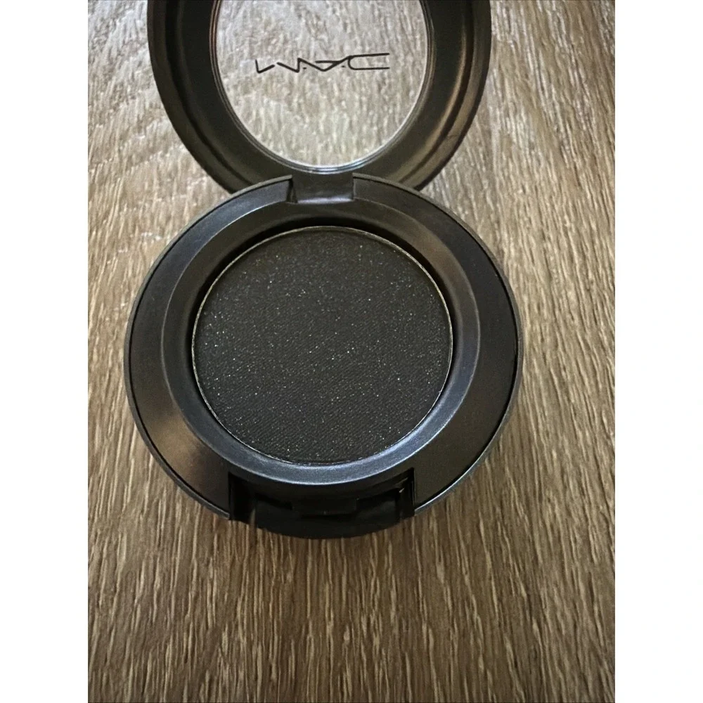 MAC Eye Shadow CLOUDBURST New MAC Eyeshadow Full Size RARE HTF NEW